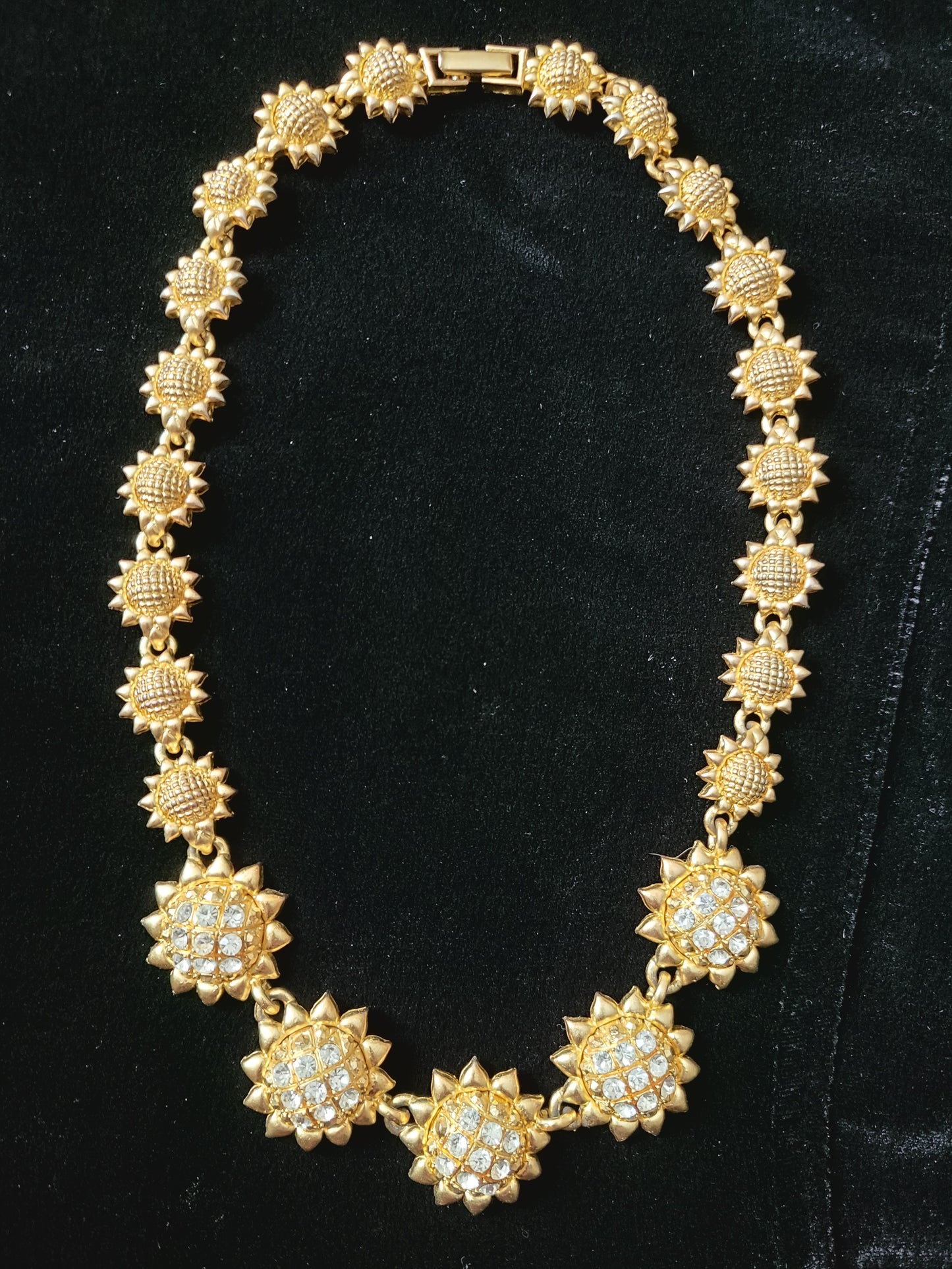 Sunflower Necklace 16"