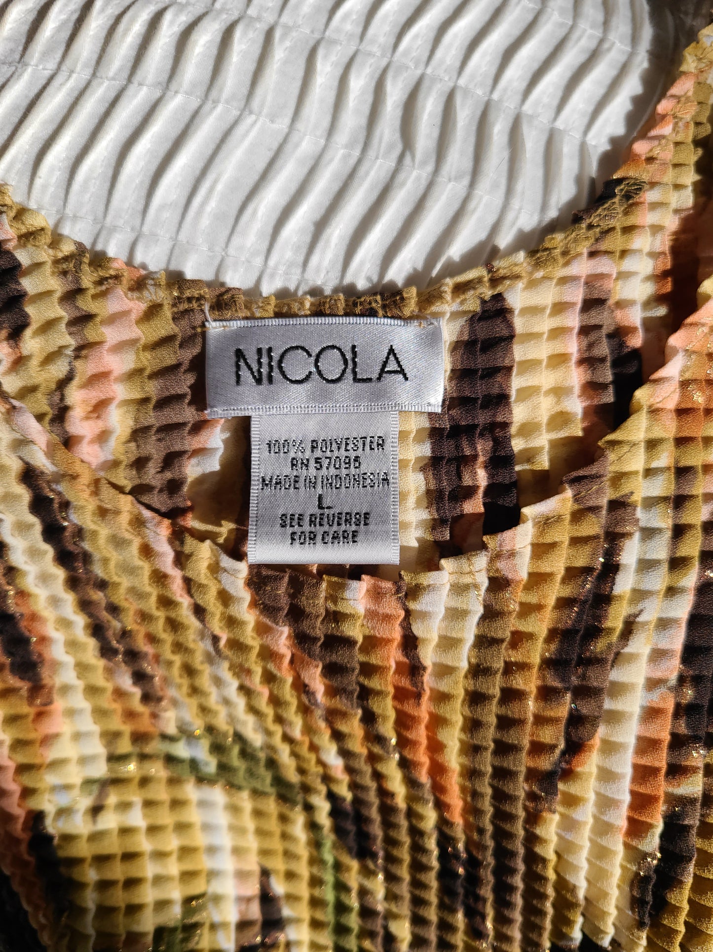 VINTAGE | Nicola Plisse 90s Sleeveless Blouse | Size L