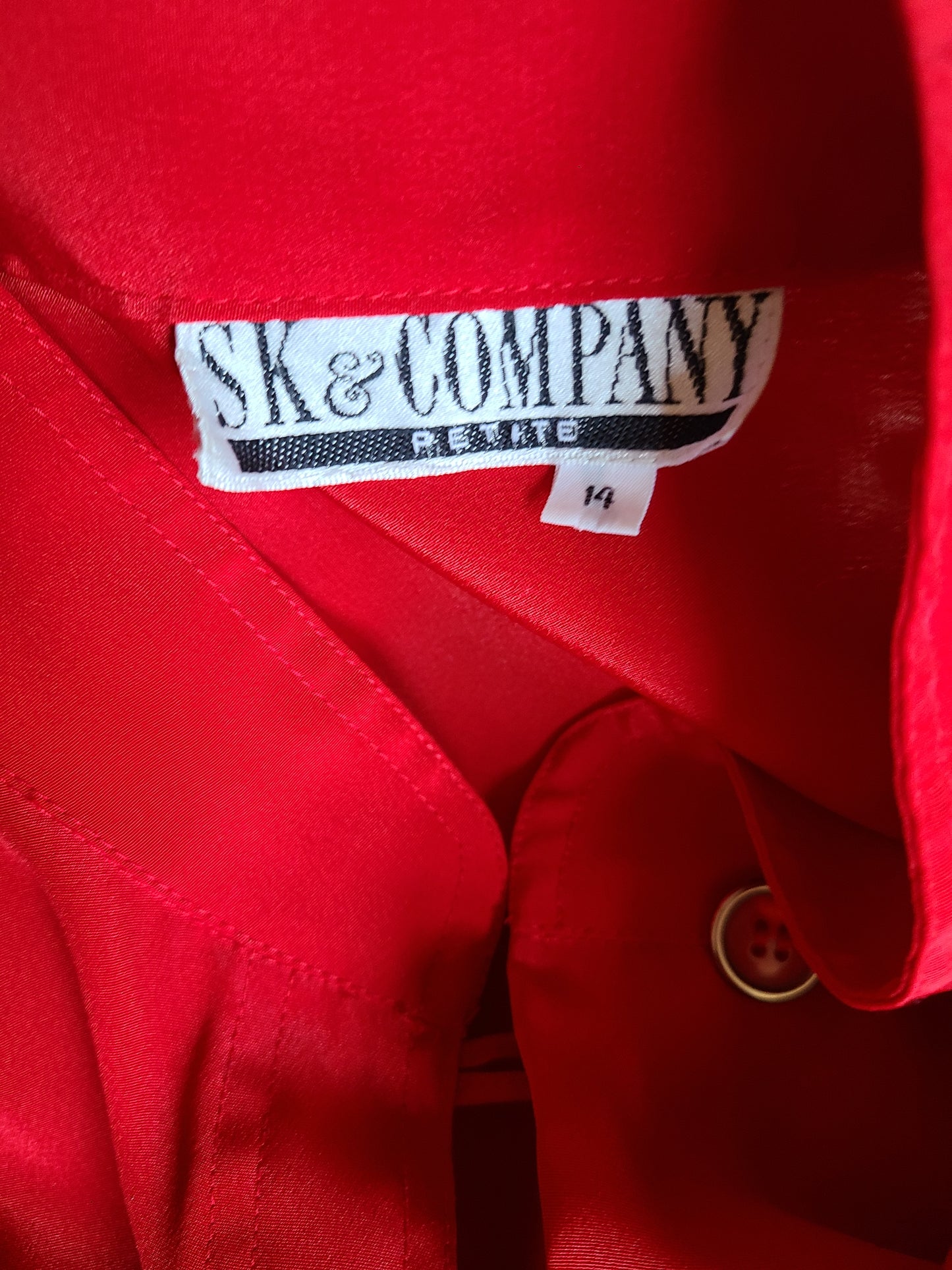 VINTAGE | SK & COMPANY Brand Red Tab Collar Blouse | Size 14