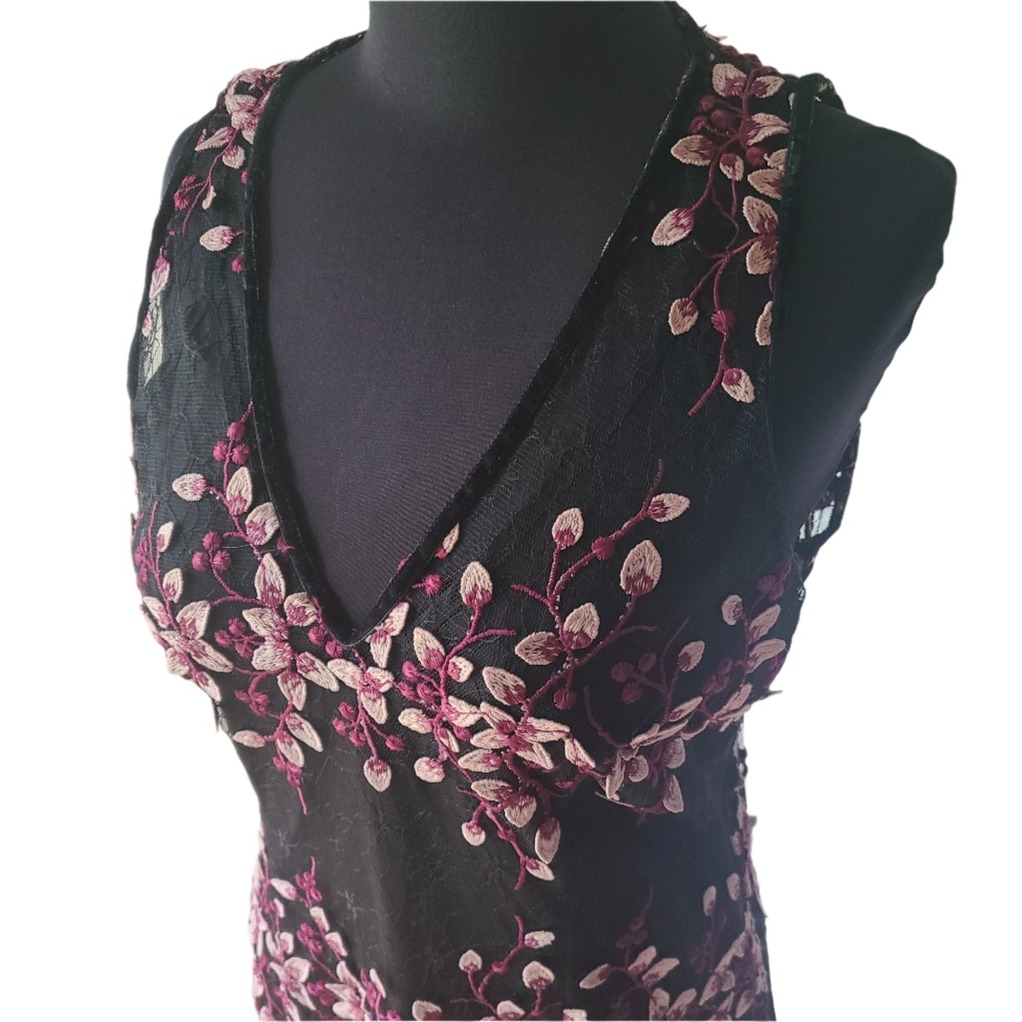 NWT Foxiedox Embroidered Mesh Floral Overlay Dress | Size M