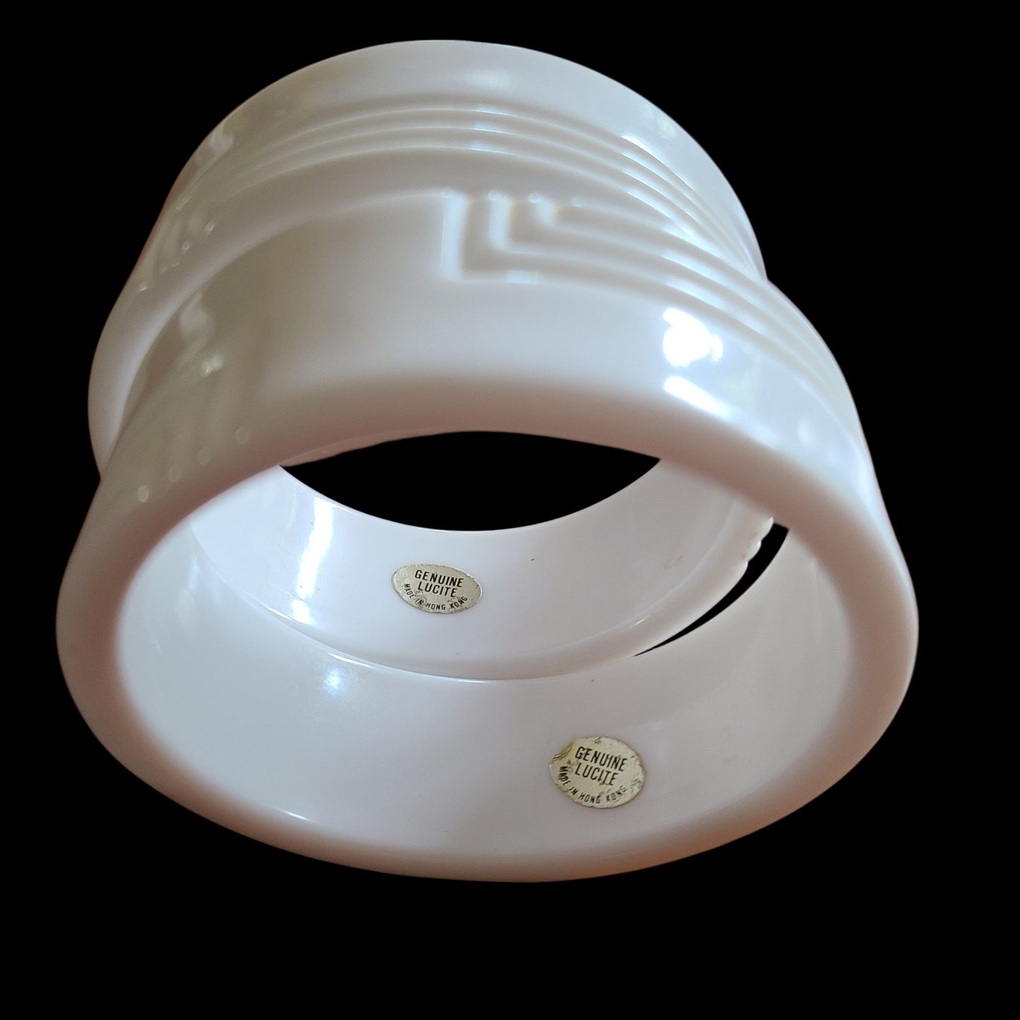 Vintage Lucite White Bangle