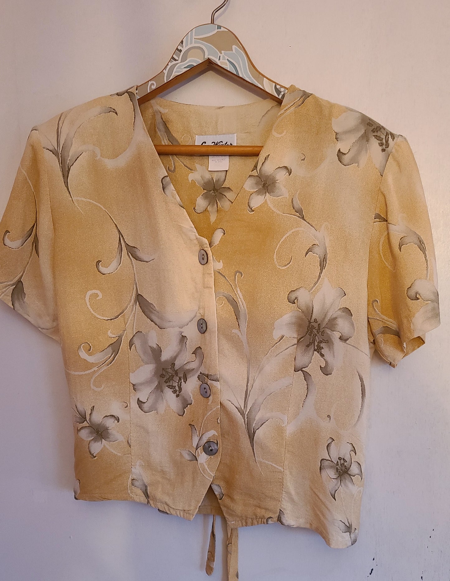 Vintage Short Sleeve Tie Back Blouse | Size Small