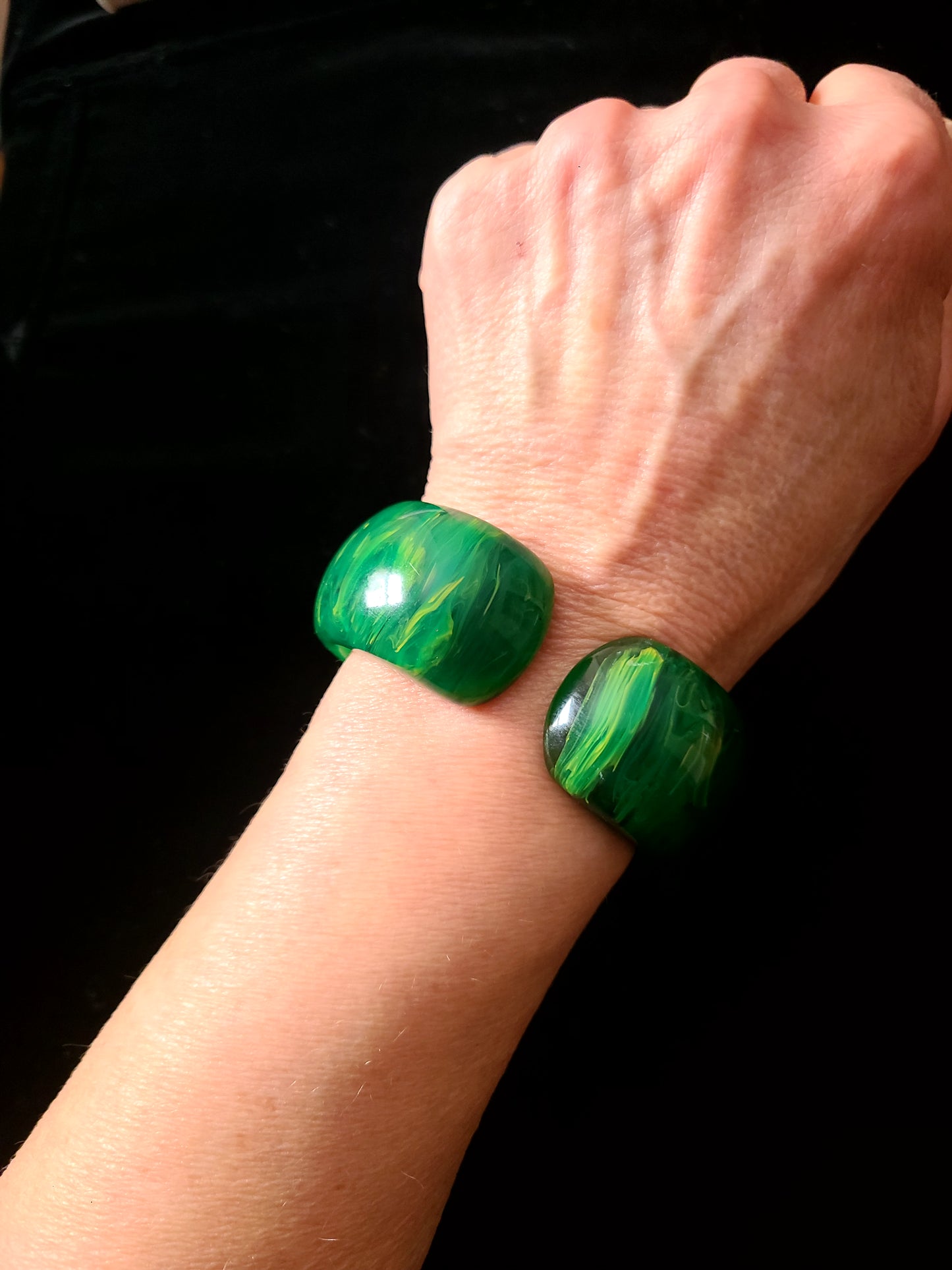 Bakelite Clamper Bracelet | Green