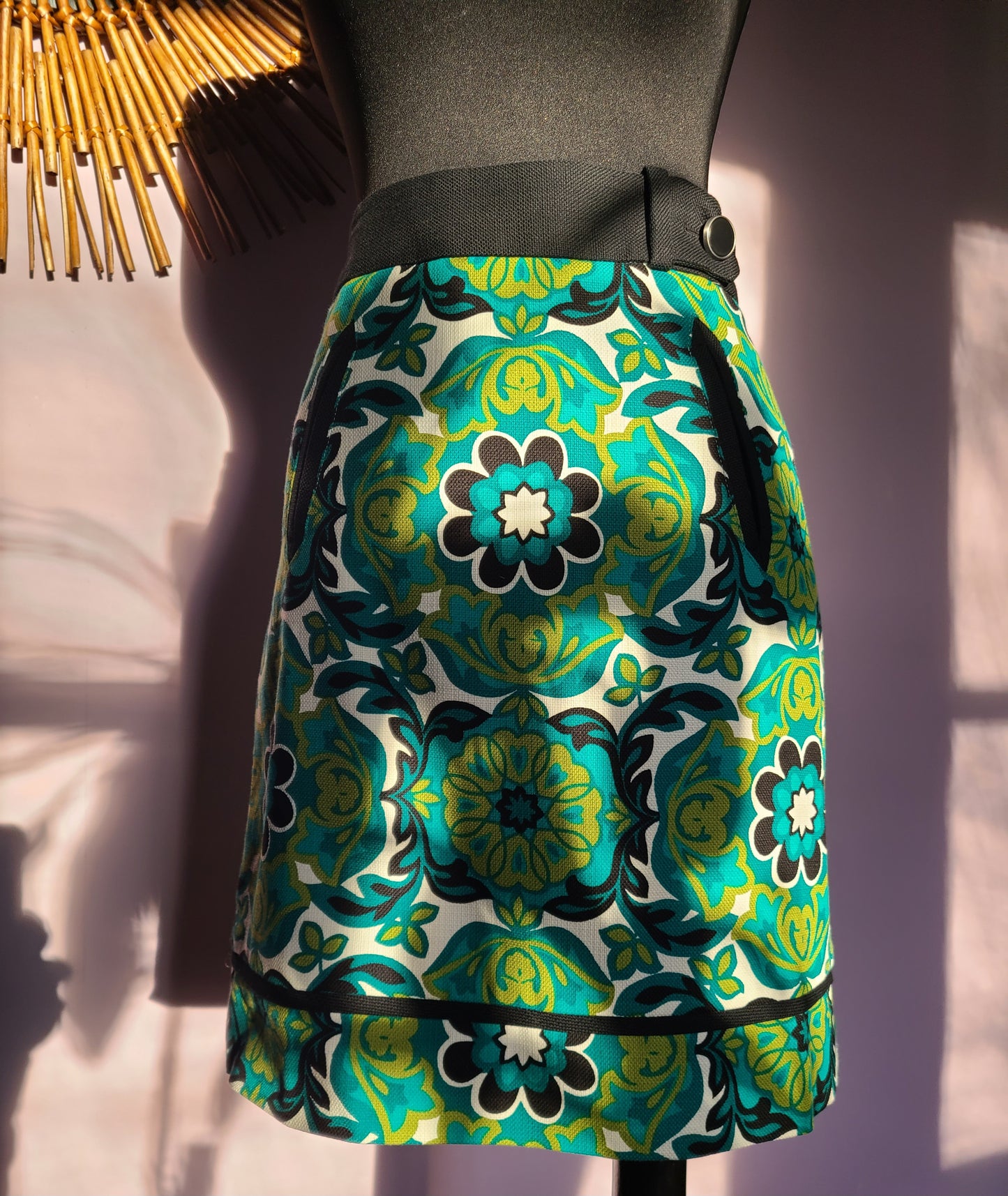 Ann Taylor Mod Print Skirt | Size 6