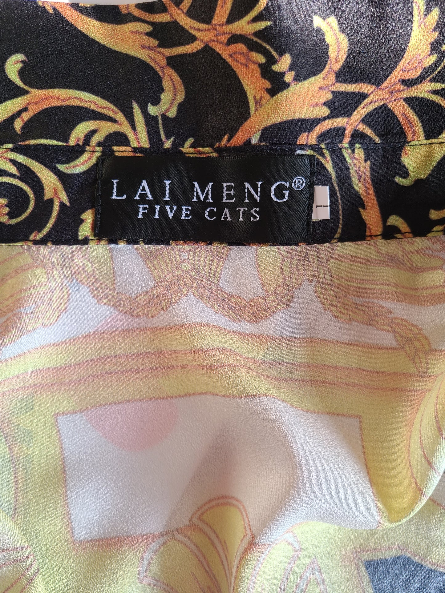 Lai Meng | Five Cats Baroque Print Blouse | Size L