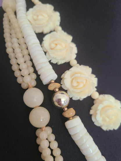 VINTAGE | Faux Ivory Rose Necklace