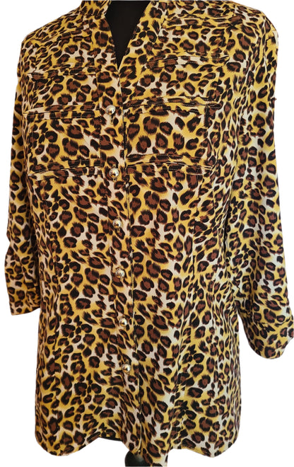 VINTAGE Kathy Che Brand Cheetah Print Tab Collar Blouse