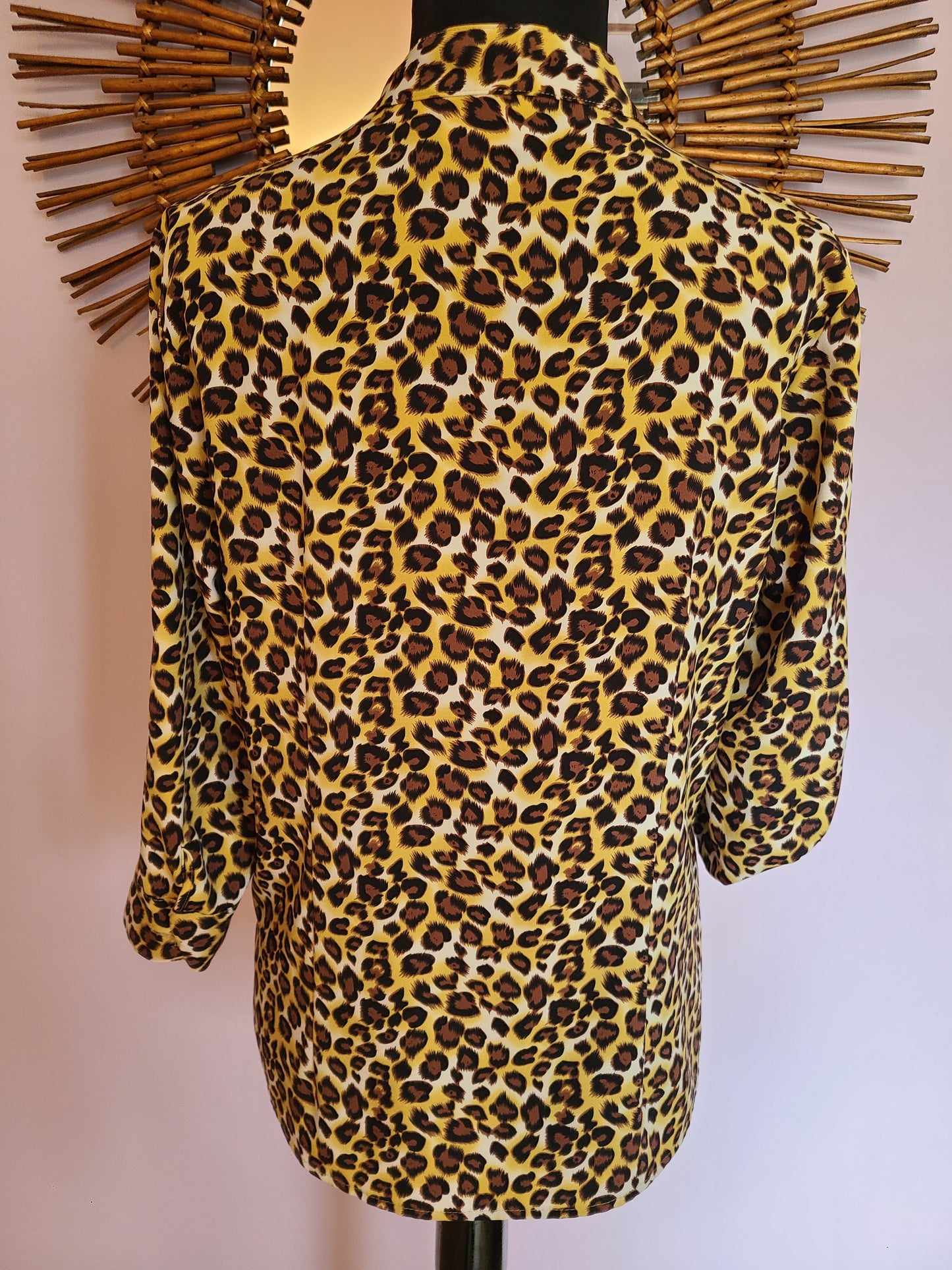 VINTAGE | Cheetah Print Tab Collar Blouse