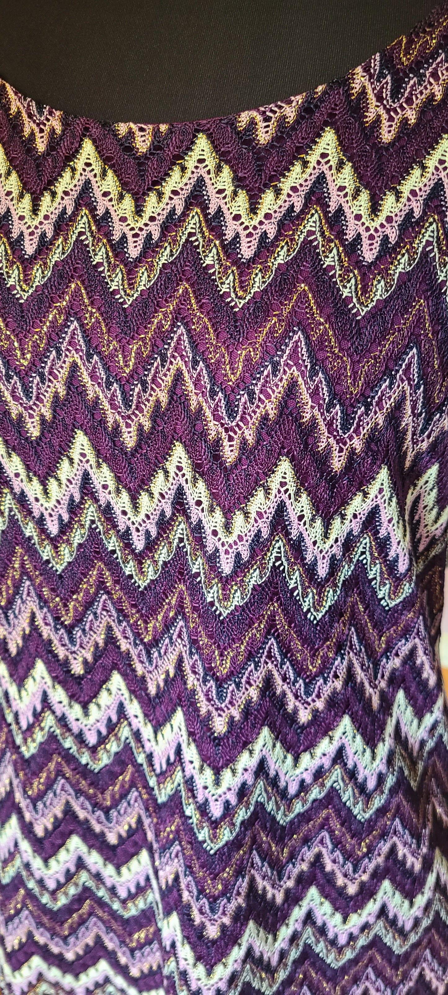 Roz Ali Chevron Print Sweater | Size Medium