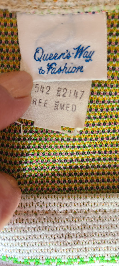 VINTAGE 70's Textured Fabric Spring Print | Size S-M