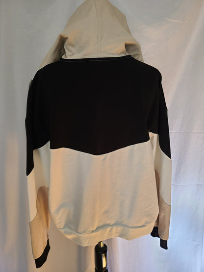 Talk of The Walk 90s Color Block Hoodie | Size XL