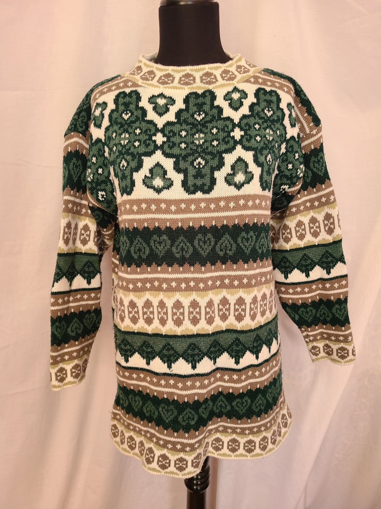 Vintage Carriage Court Shades of Green Patterned Sweater | Size Small