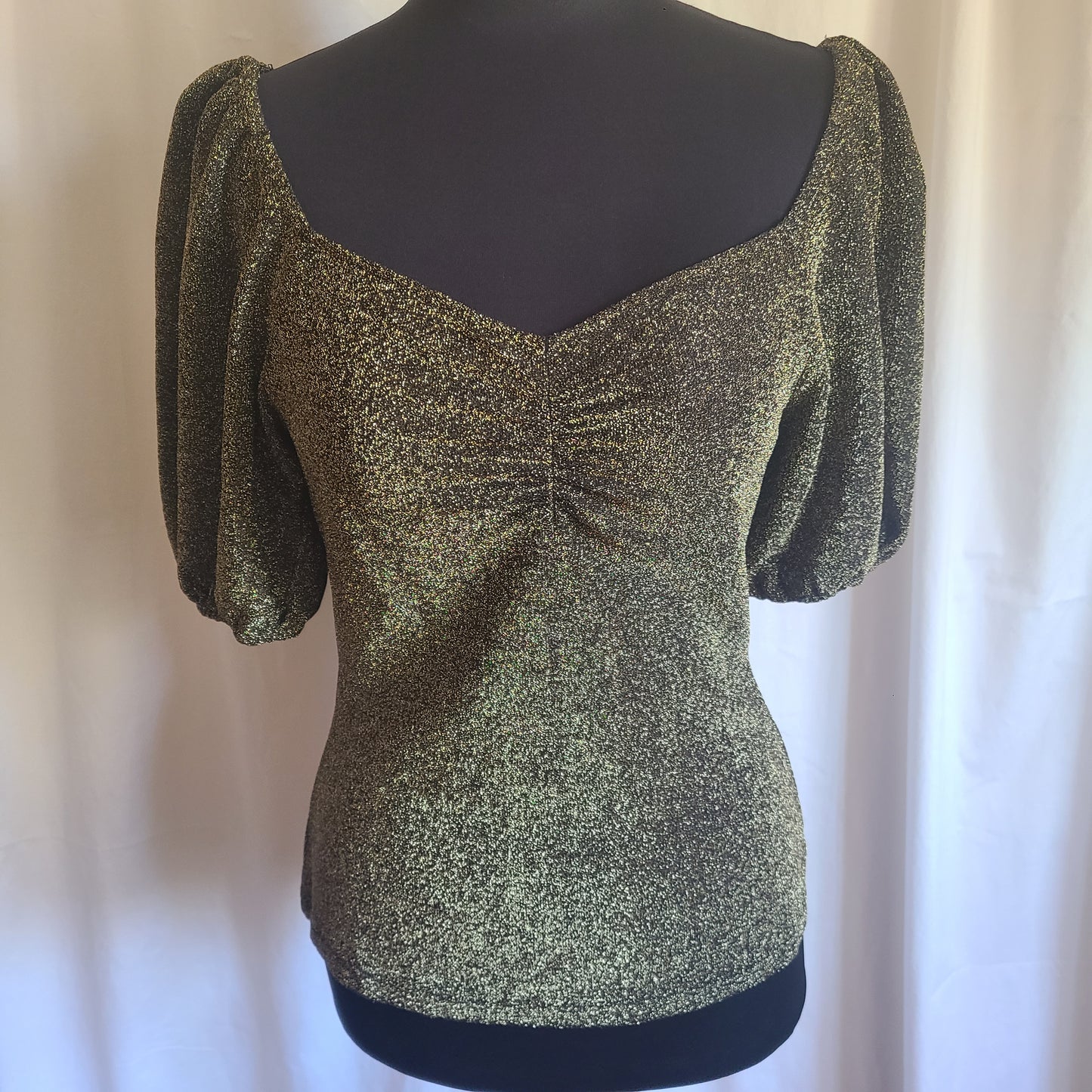 NWT Boden Shirred Front Sweetheart Neckline Gold Lurex Blouse Size 6