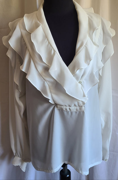 Liz Clairborne Brand Maximum Ruffle Long Sleeve White Blouse - Size Medium