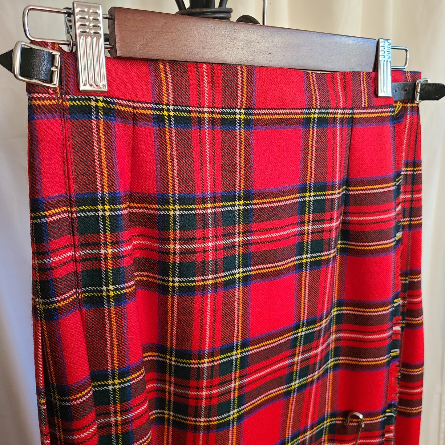 Vintage Blarney Woolen Mills Red Plaid Wrap Midi Skirt - Size Small