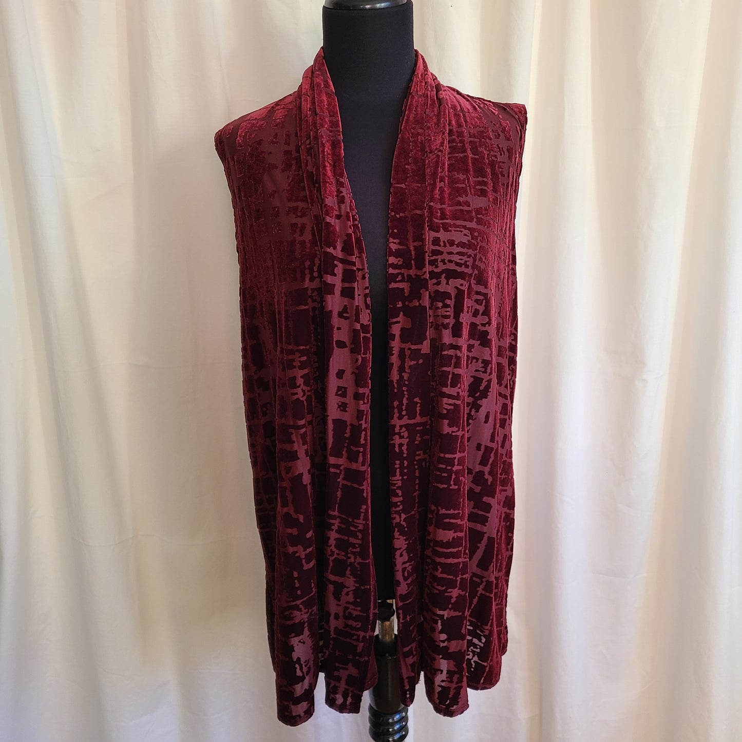 Susan Garver Brand Burgundy Burnout Velvet Vest - Size Small