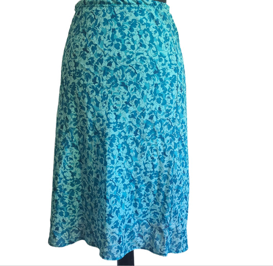 ⭐⭐⭐⭐ Aqua Patterned Y2K Skirt | Waist 28"
