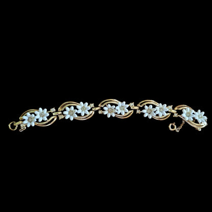 Coro Pegasus Parure White Daisy Necklace/Bracelet/Earrings Set