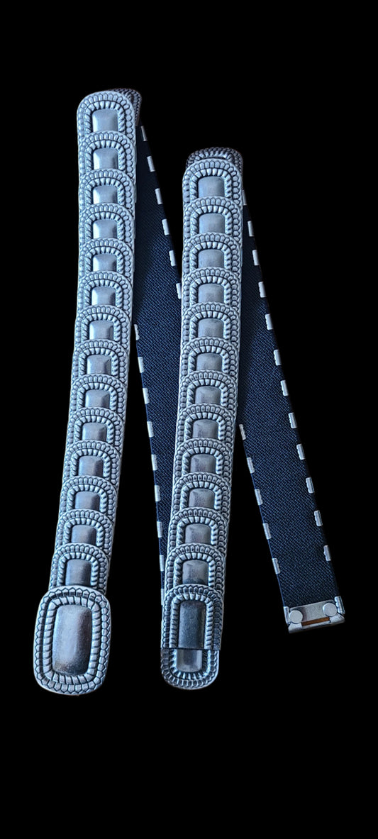 Western Vibe Silver Tone Metal Stretch Belt