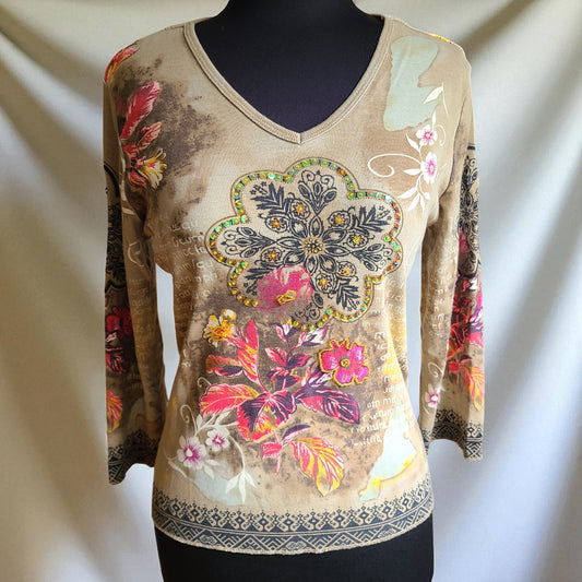 ca . sual by CA Sport Graphic 90s Cotton Top | Size Small