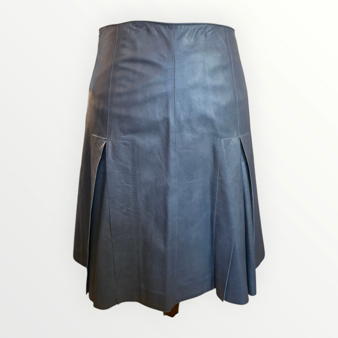Oscar De La Renta Gray Leather Godet Skirt  - Size 10