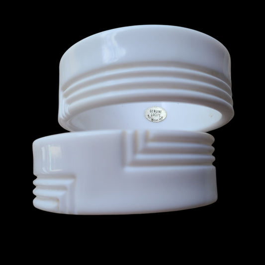 Vintage Lucite White Bangle